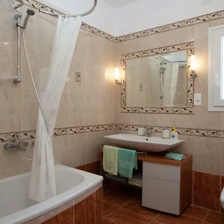 Villa Artemis *